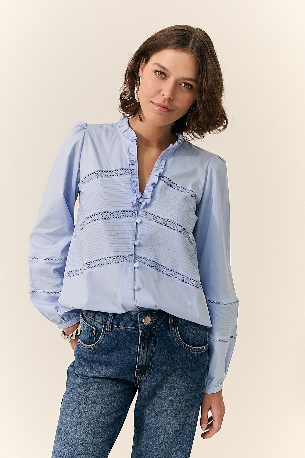 Camisa Tricoline com Botões e Renda Nina