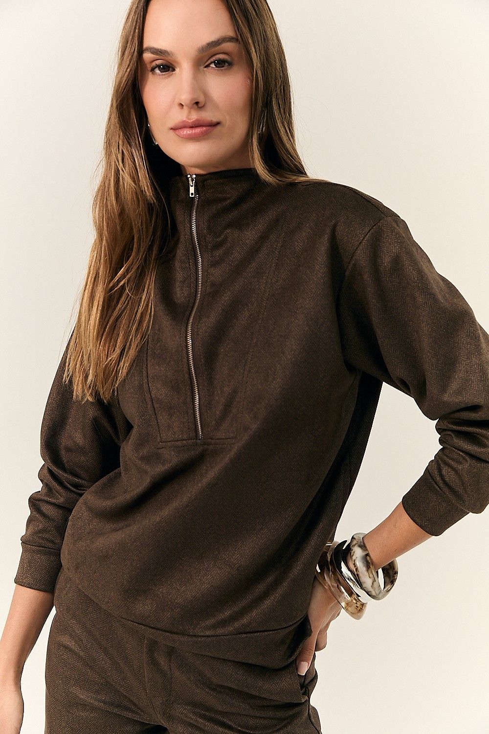 Blusa Comfy com Zíper e Bolsos Barbara