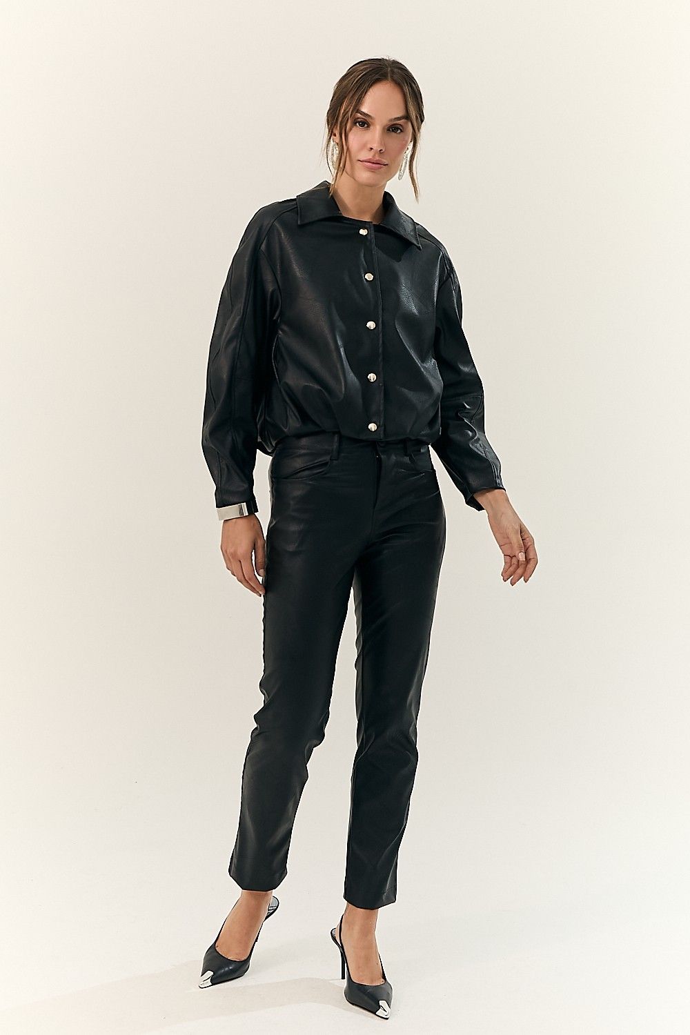Calça Reta Like Leather Texturizado Desiree