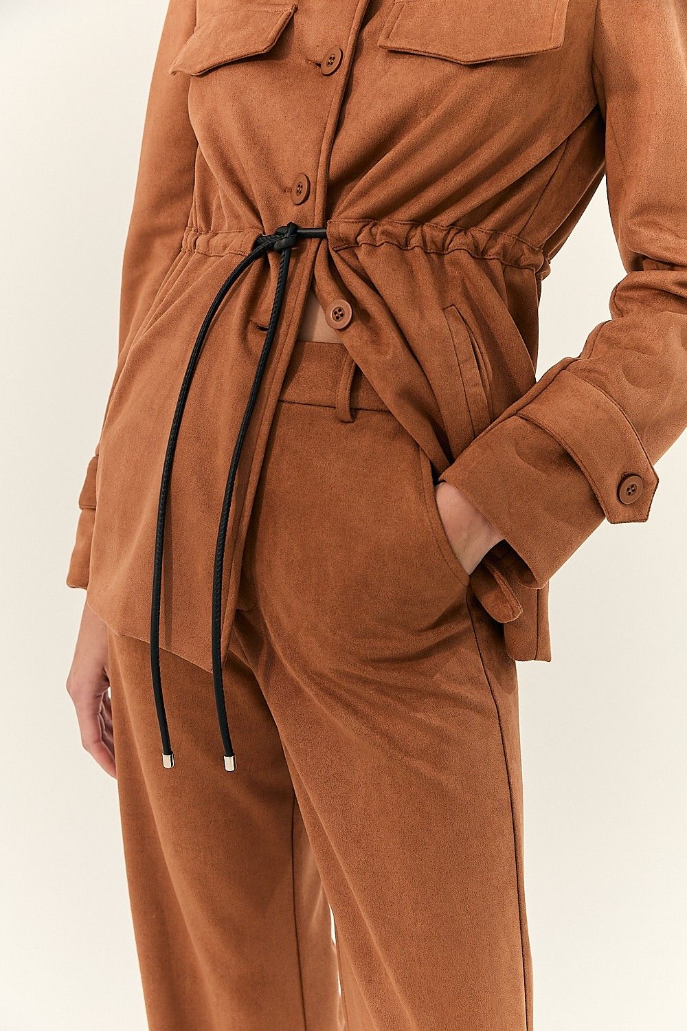 Calça Reta Feminina Suede Pietra