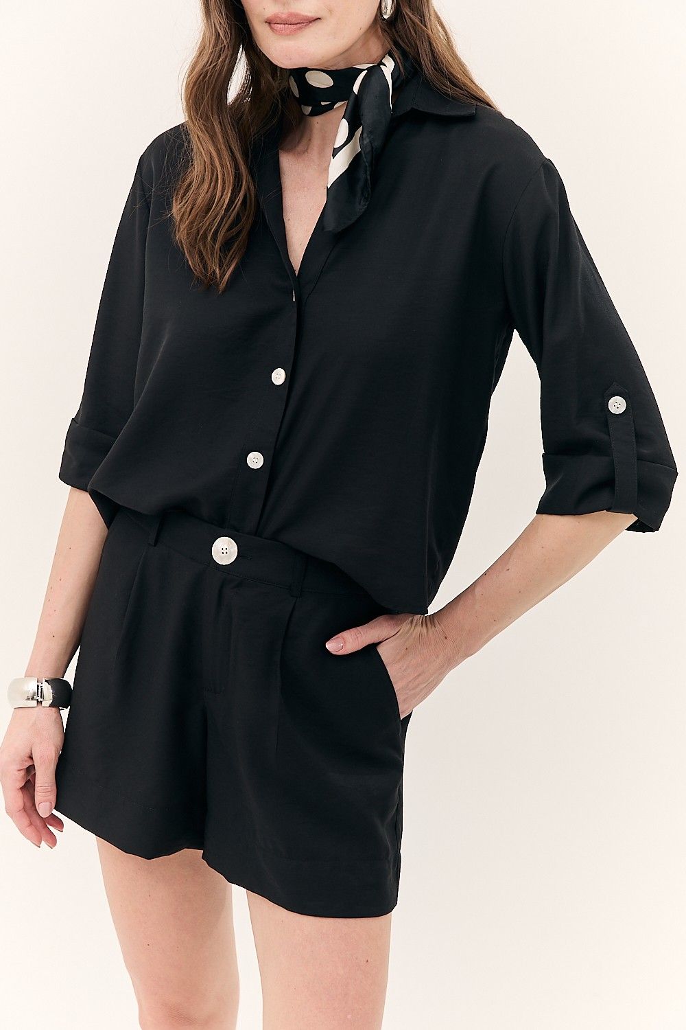 Short Clásico Feminino em Alfaiataria Aurora