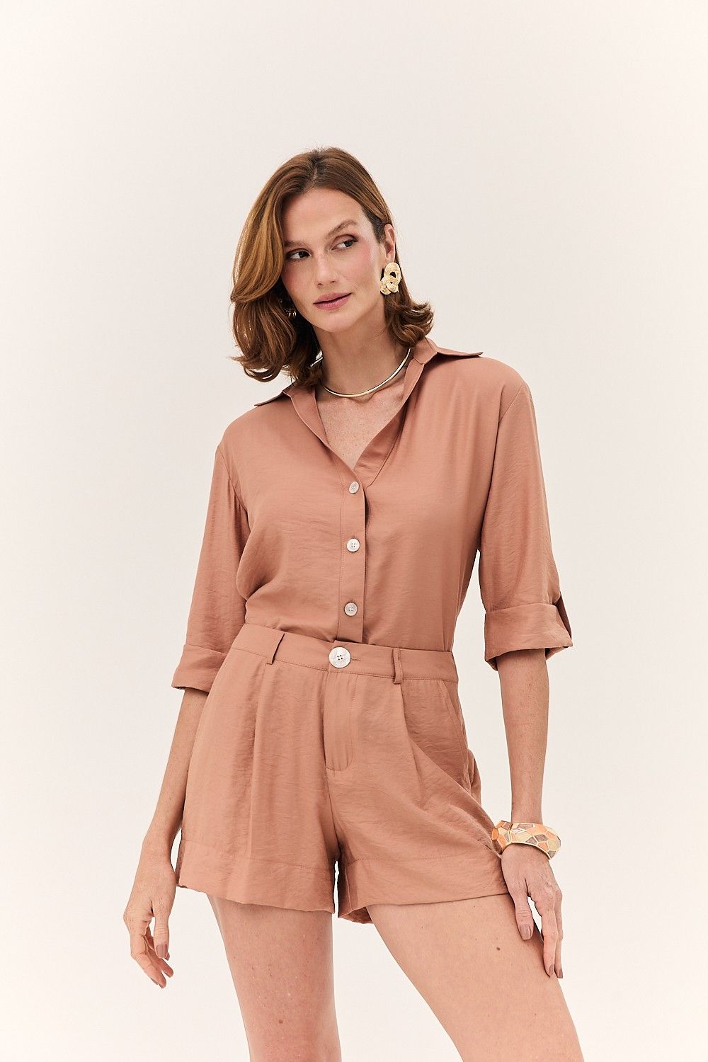 Short Clásico Feminino em Alfaiataria Aurora