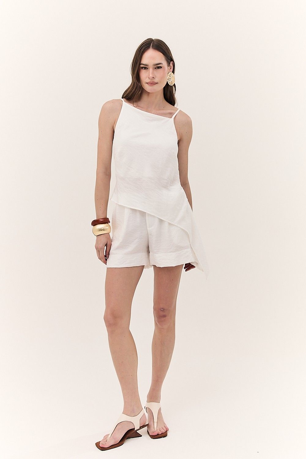 Short Clásico Feminino em Alfaiataria Aurora