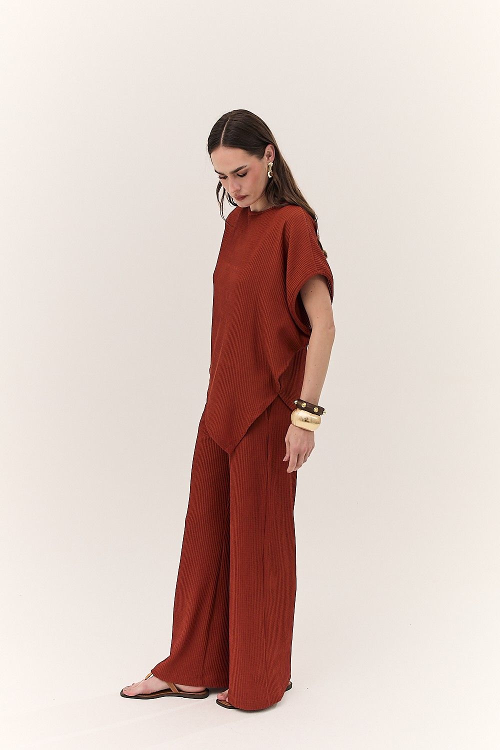 Blusa Feminina Assimétrica com Textura Sasha
