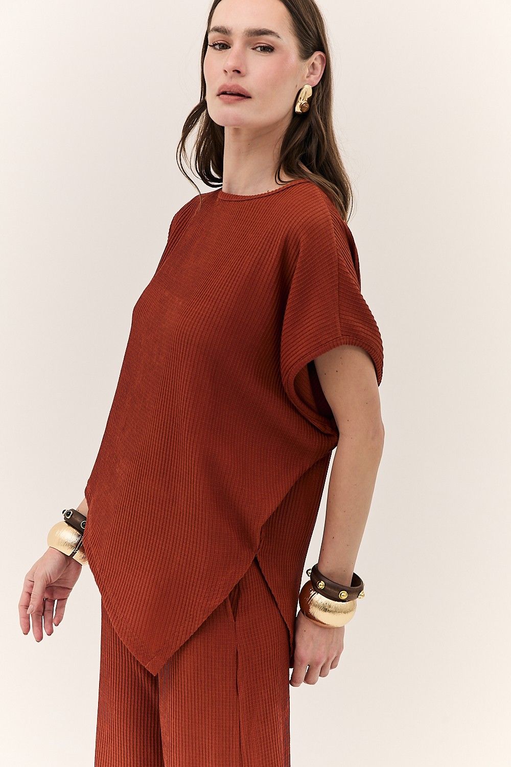 Blusa Feminina Assimétrica com Textura Sasha