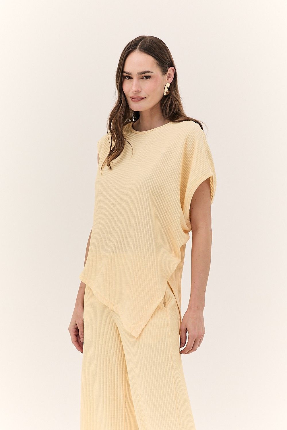 Blusa Feminina Assimétrica com Textura Sasha