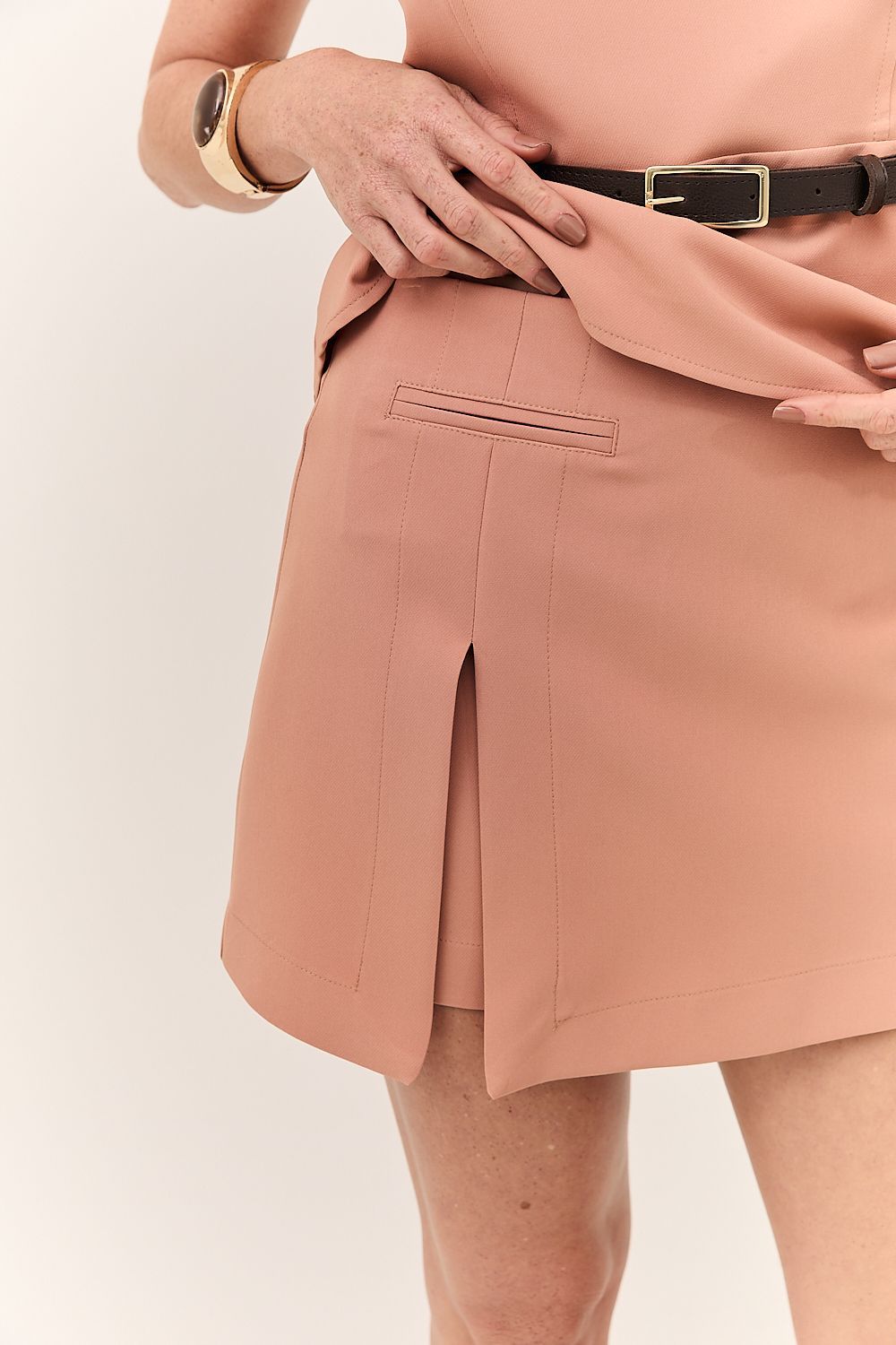 Blusa Feminina Peplum Alfaiataria com Cinto Ventura