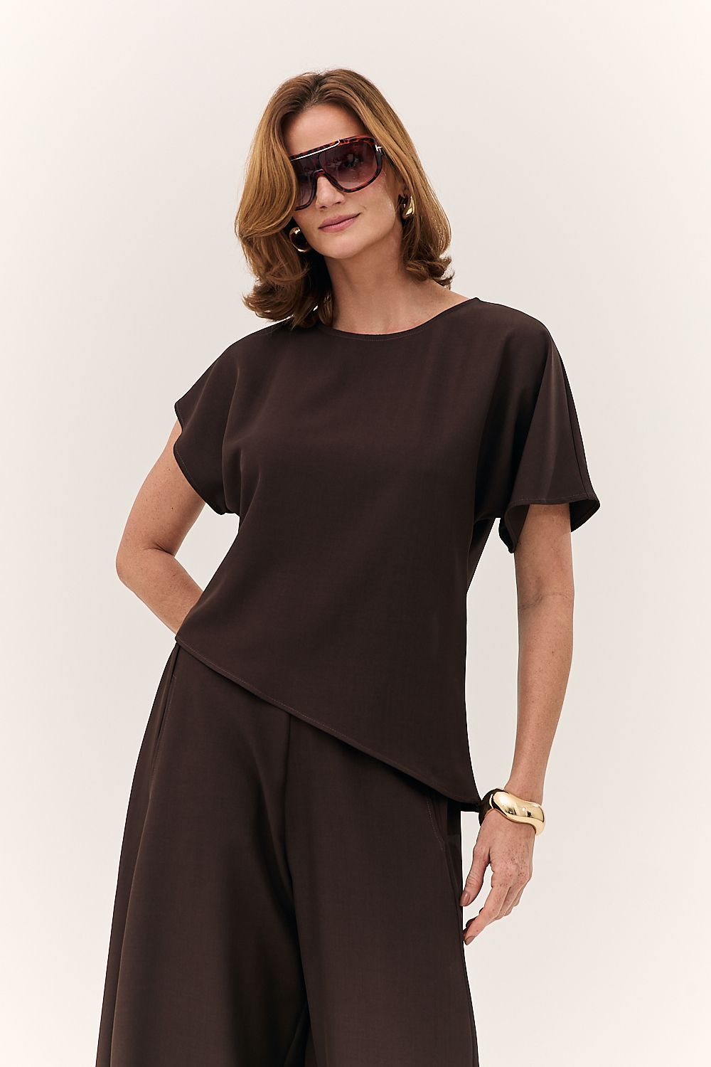 Calça Feminina Barrel com Bolsos Marina