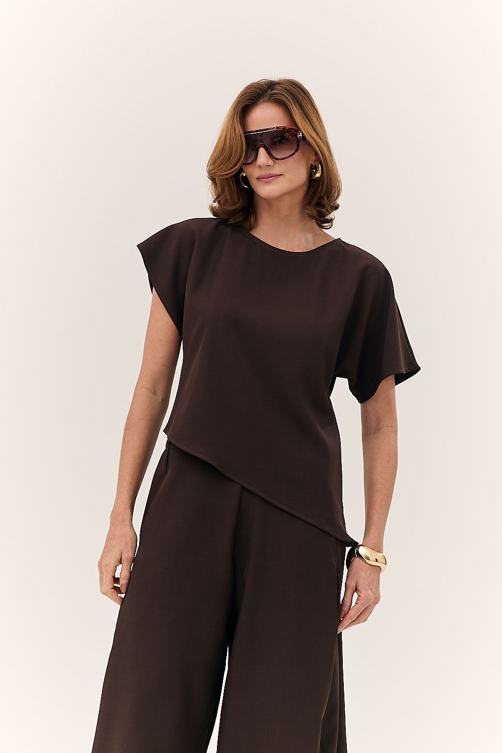 Calça Feminina Barrel com Bolsos Marina