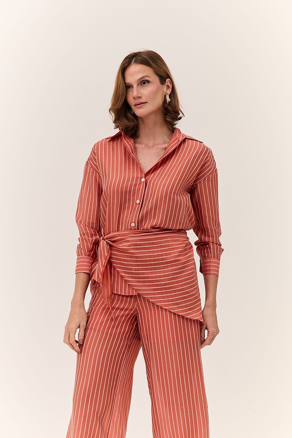 Camisa Feminina Clássica Listrada Flow