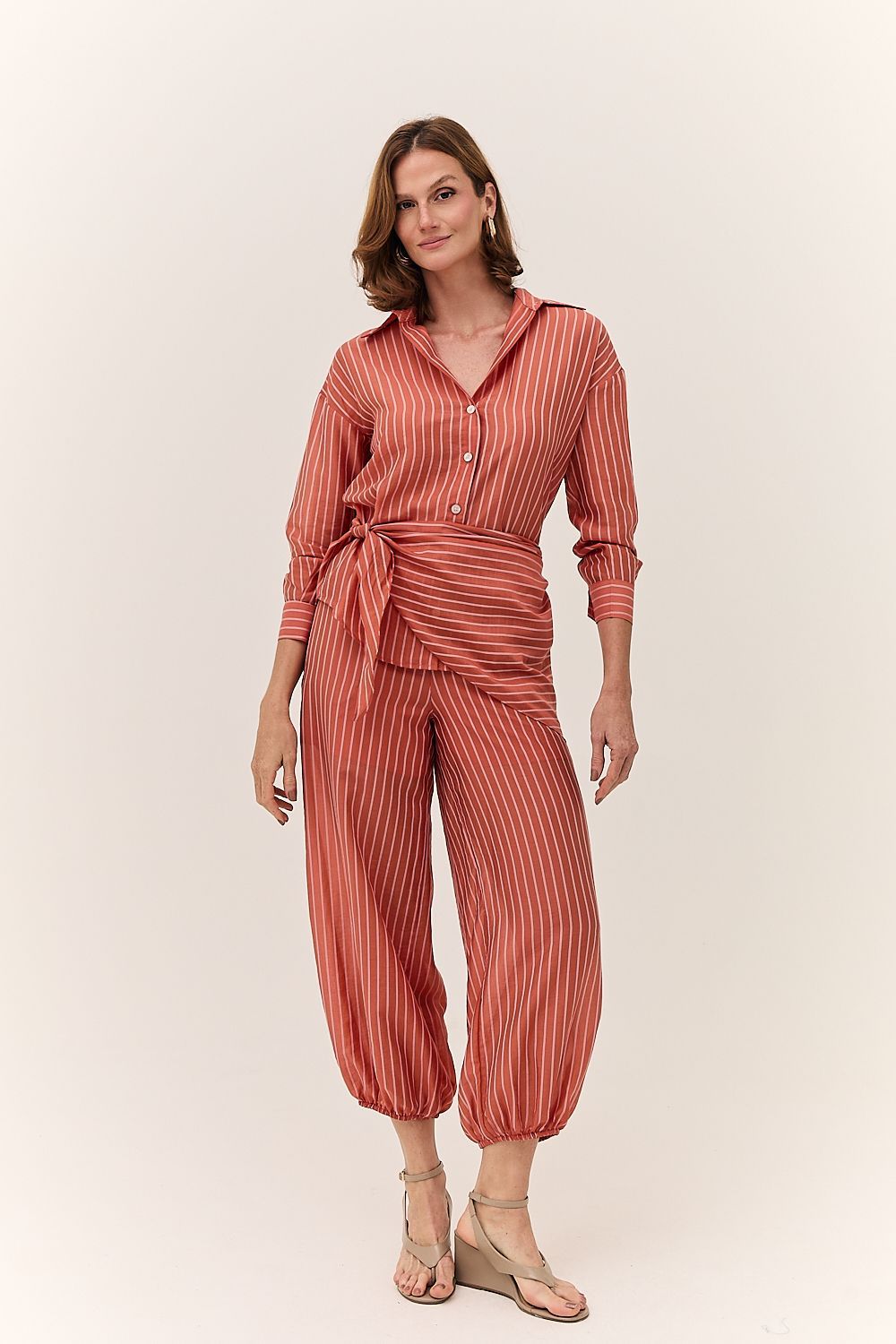 Camisa Feminina Clássica Listrada Flow