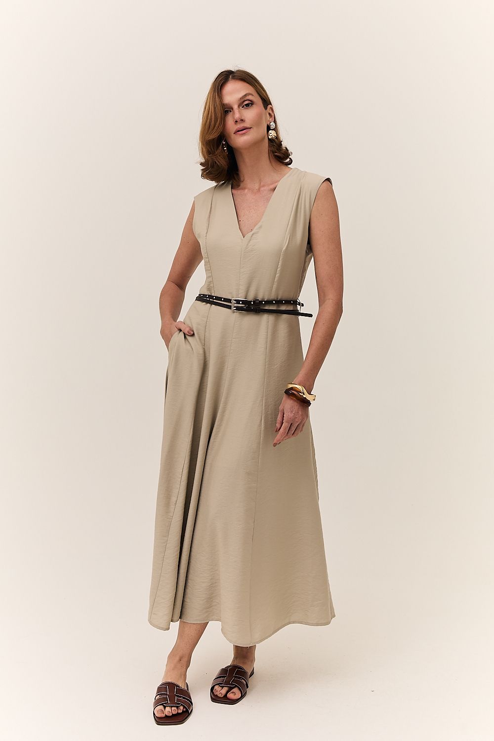 Vestido Midi Evasê com Cinto Aurora