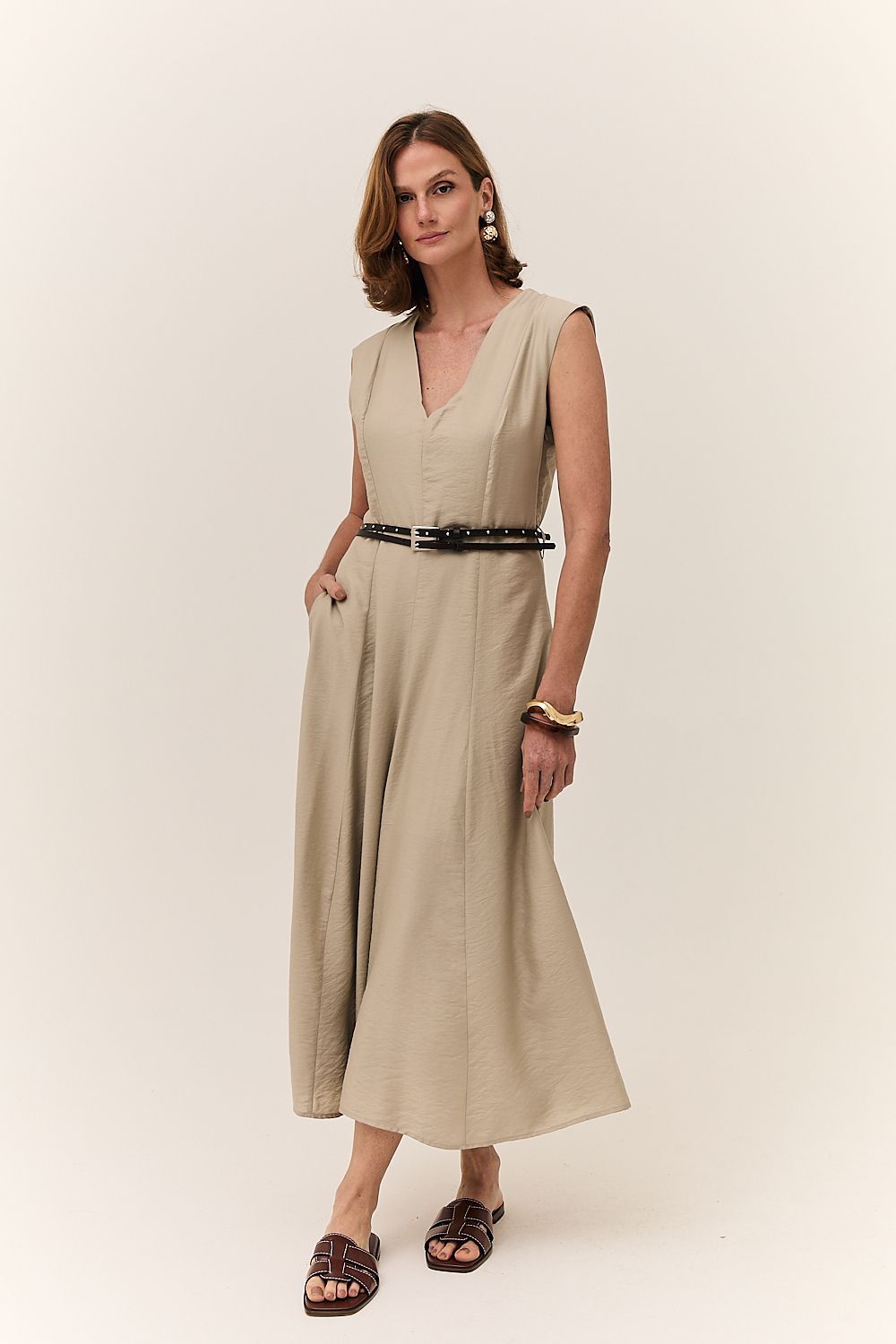 Vestido Midi Evasê com Cinto Aurora