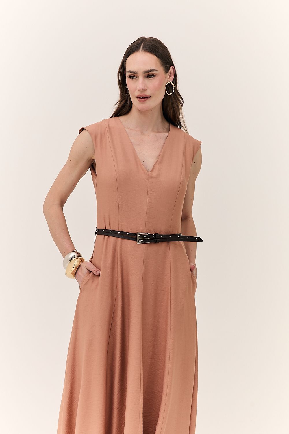 Vestido Midi Evasê com Cinto Aurora