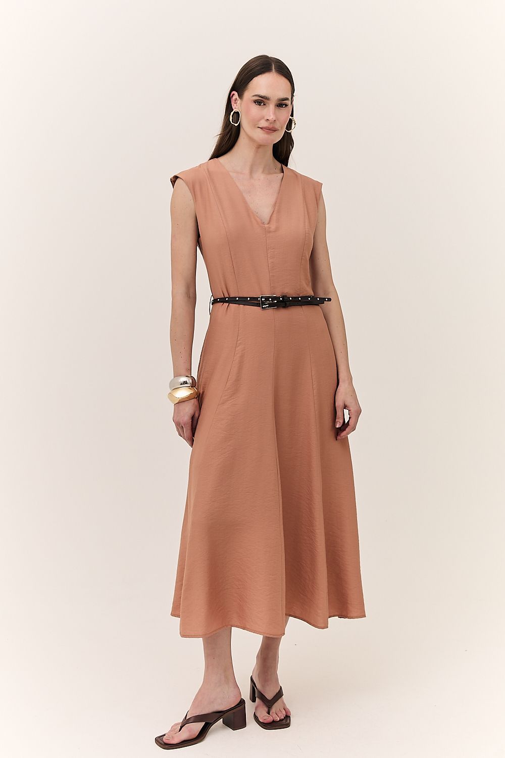 Vestido Midi Evasê com Cinto Aurora