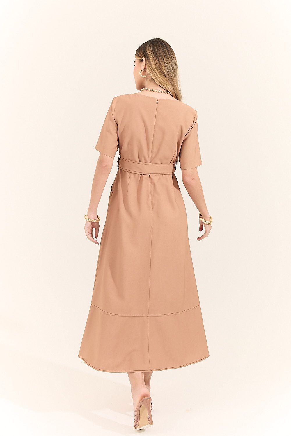 Vestido Midi Pespontado com Cinto Mônica