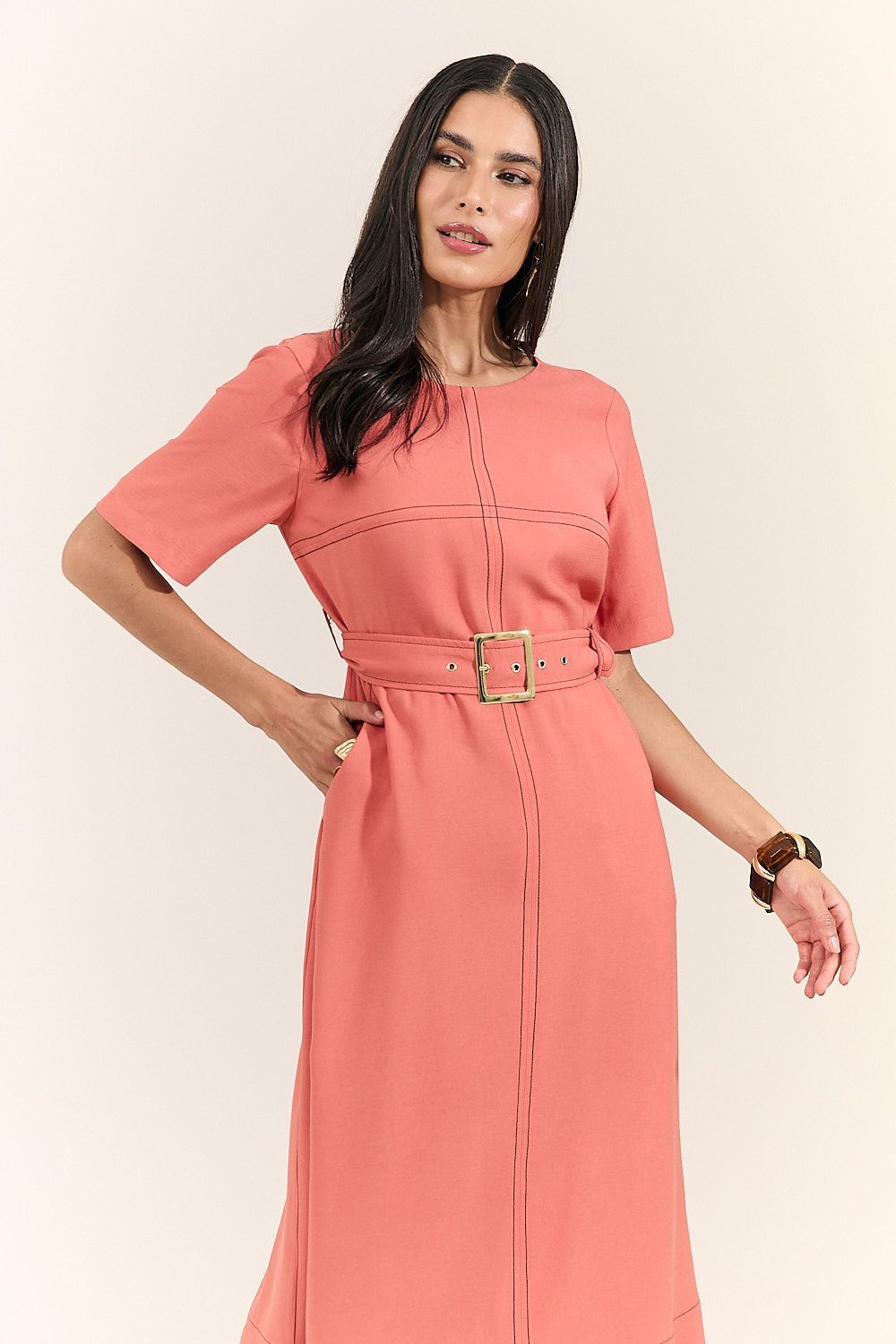 Vestido Midi Pespontado com Cinto Mônica