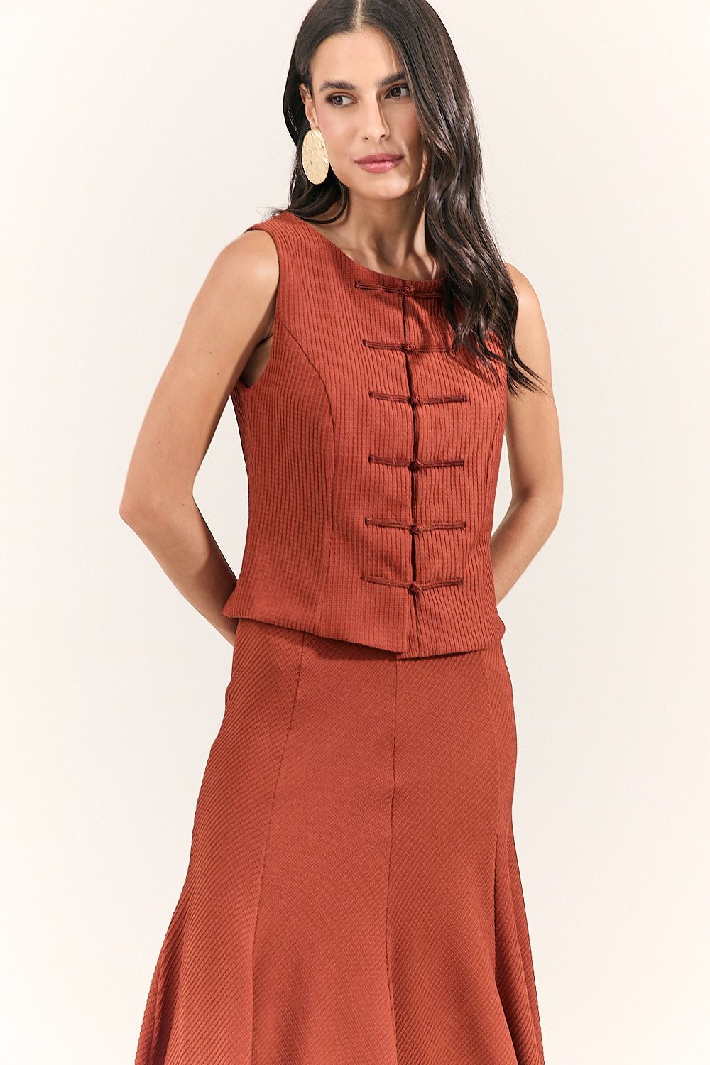 Blusa Colete Feminina Texturizado com Alamares Sasha