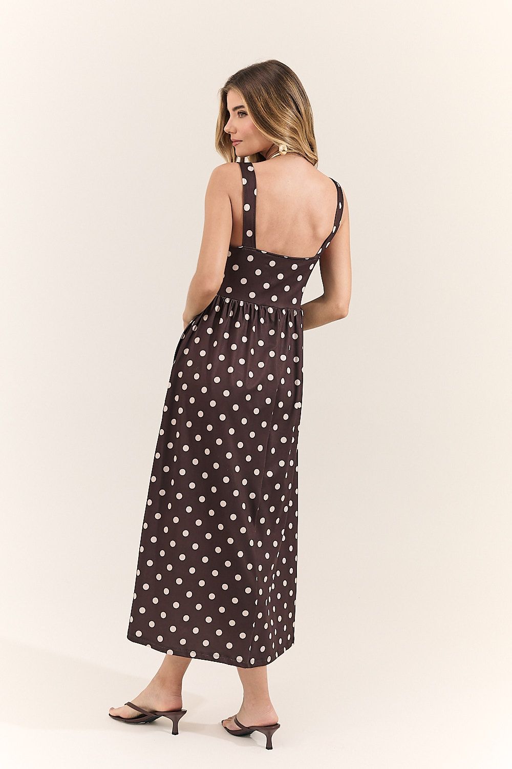Vestido Midi Evasê em Poá Alice