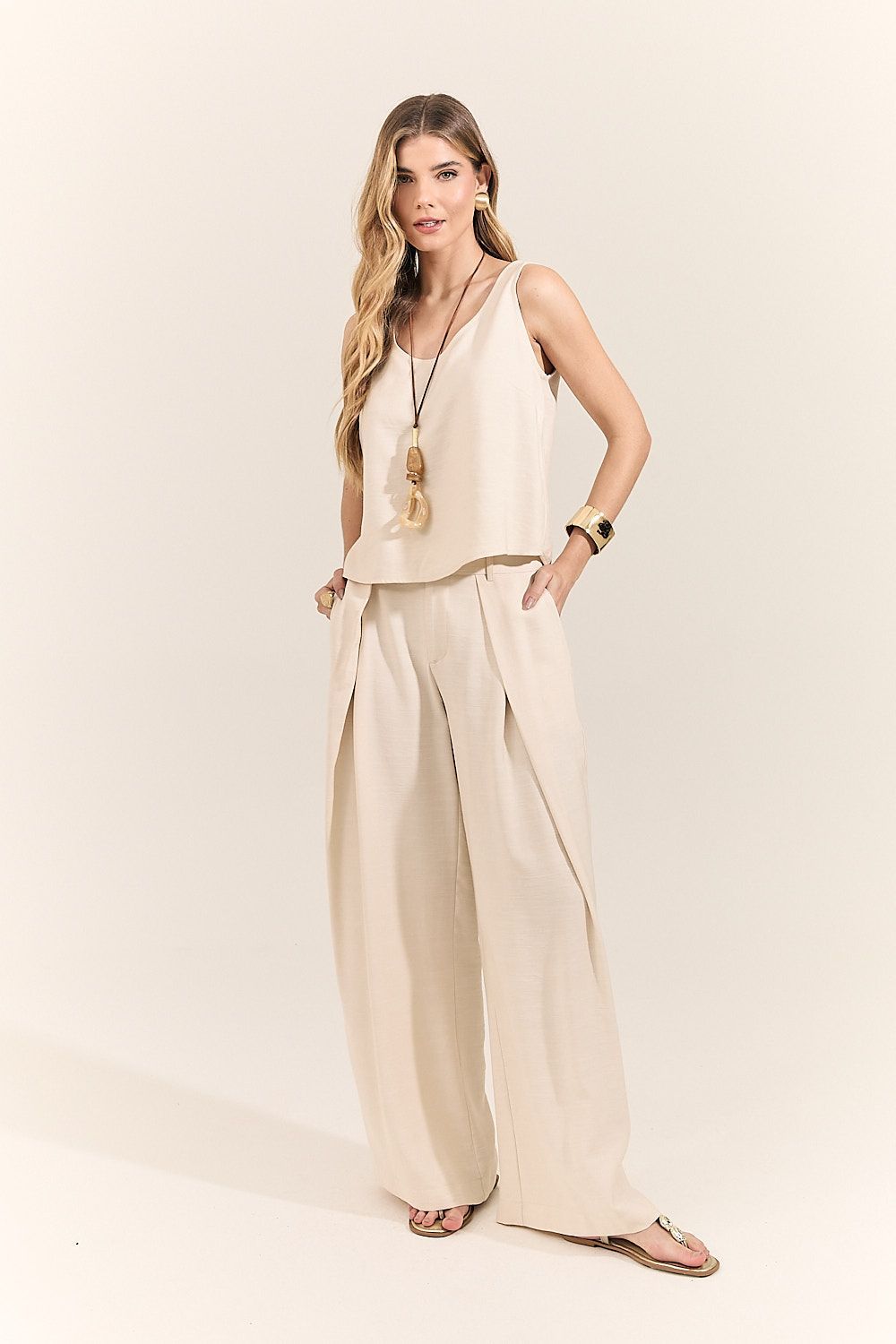 Calça Feminina Cós Especial e Pregas Karen