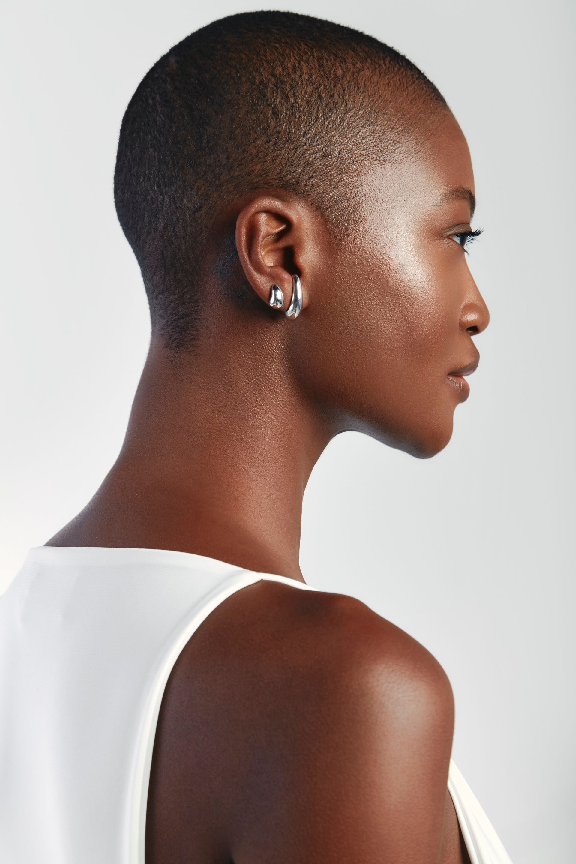 Brinco Bean | Bean earrings 