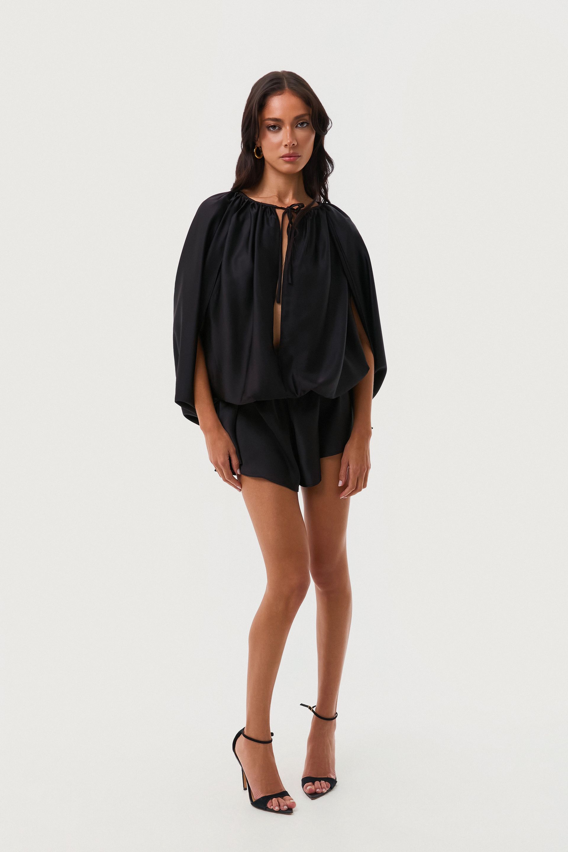 Macaquinho Lira | Lira Playsuit 