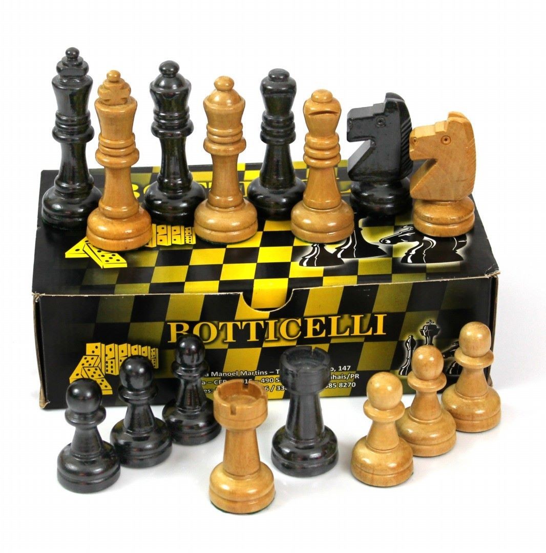 Peças de xadrez em madeira Botticelli – Loja DF Sinuca