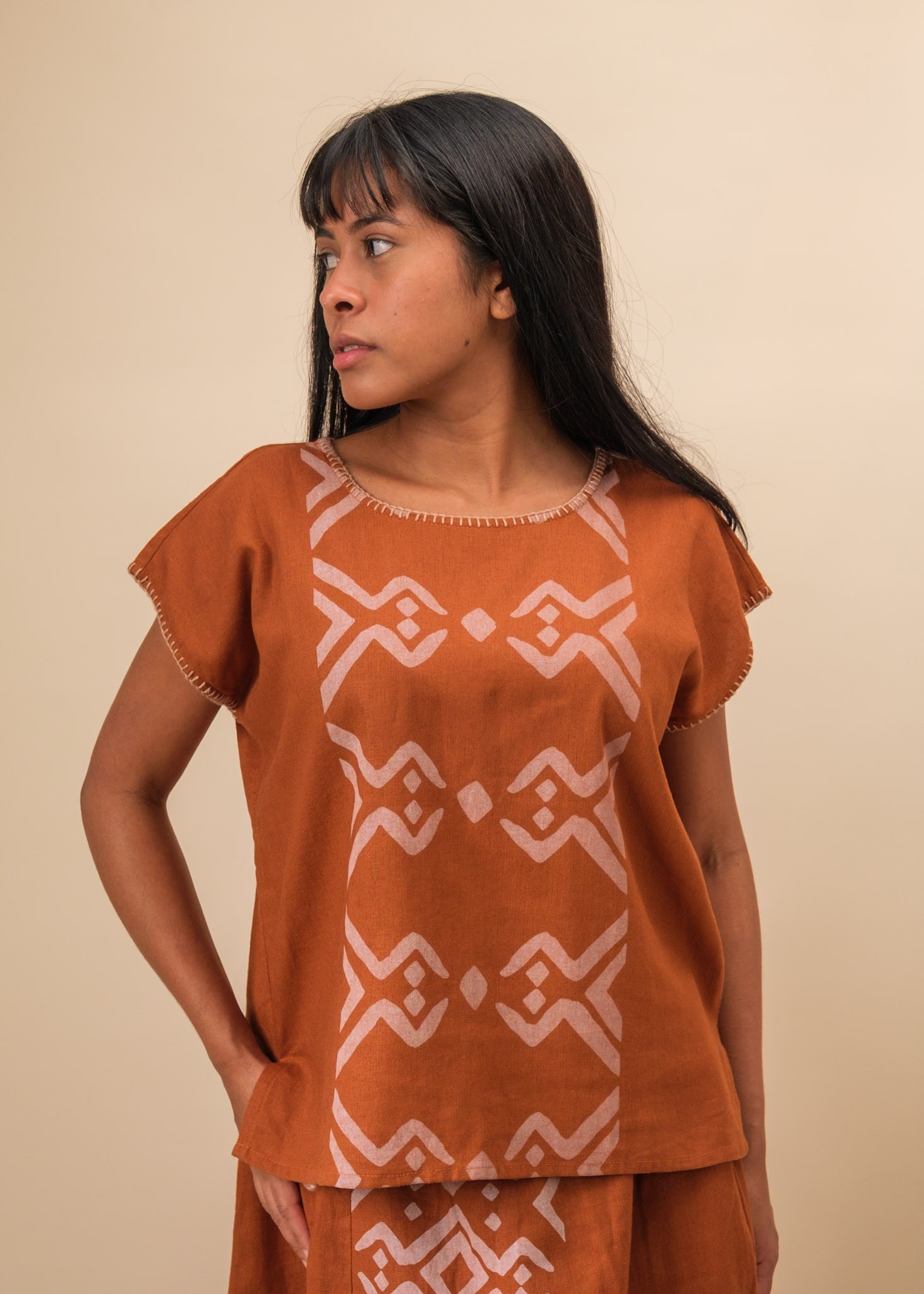 Blusa Grafismos - Terracota | Ateliê Yawa