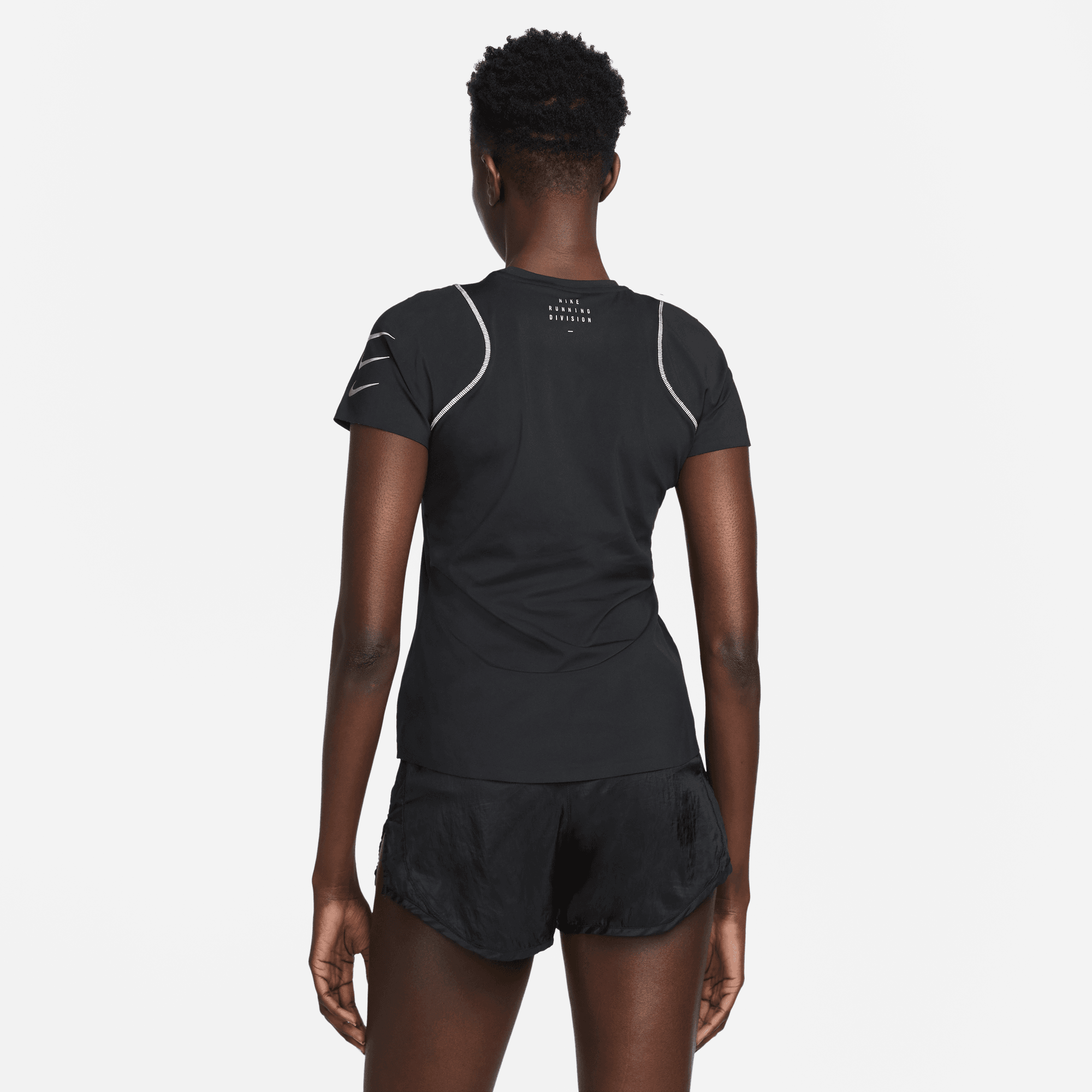 T-shirt Performance Nike Dri Fit Run Division Feminina