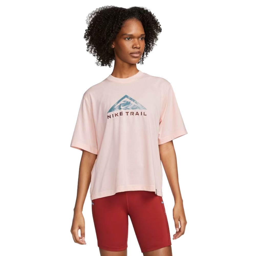 T-shirt Performance Nike Dri Fit Trail Feminina