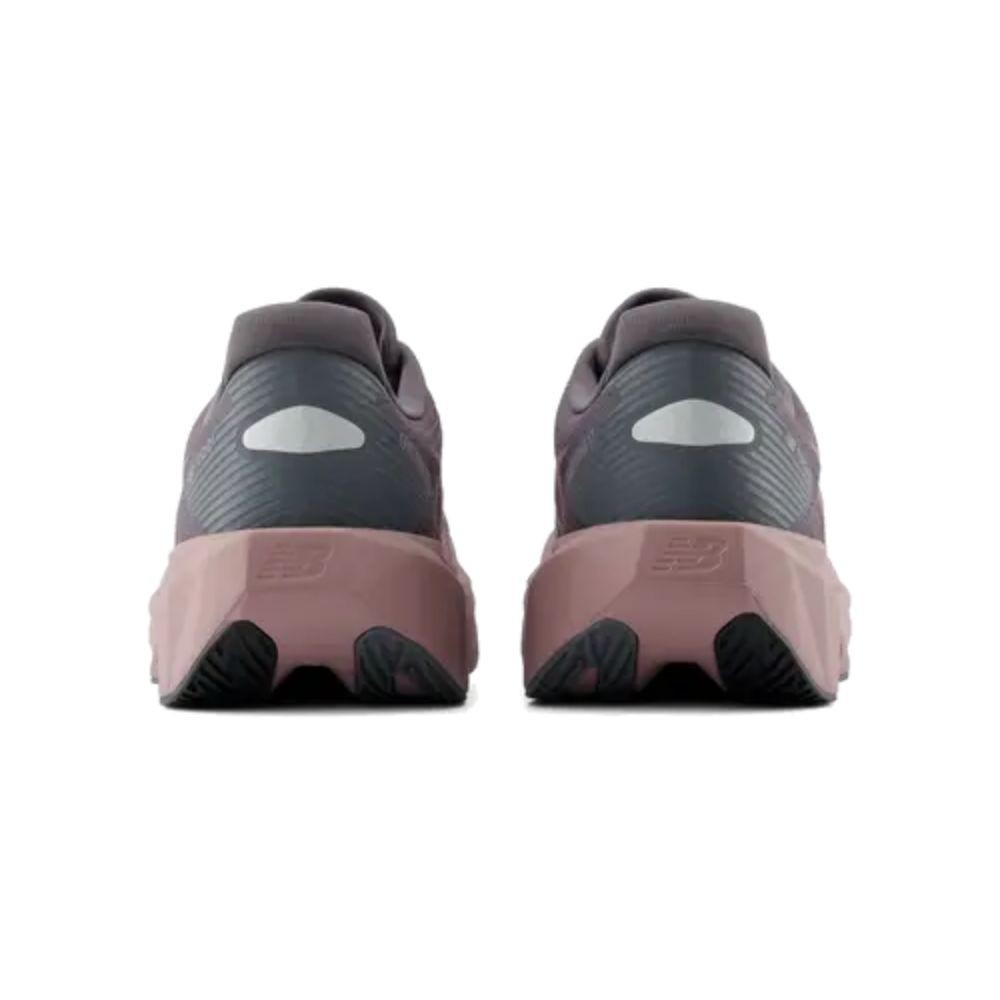 Tênis New Balance FuelCell Rebel V5 Masculino