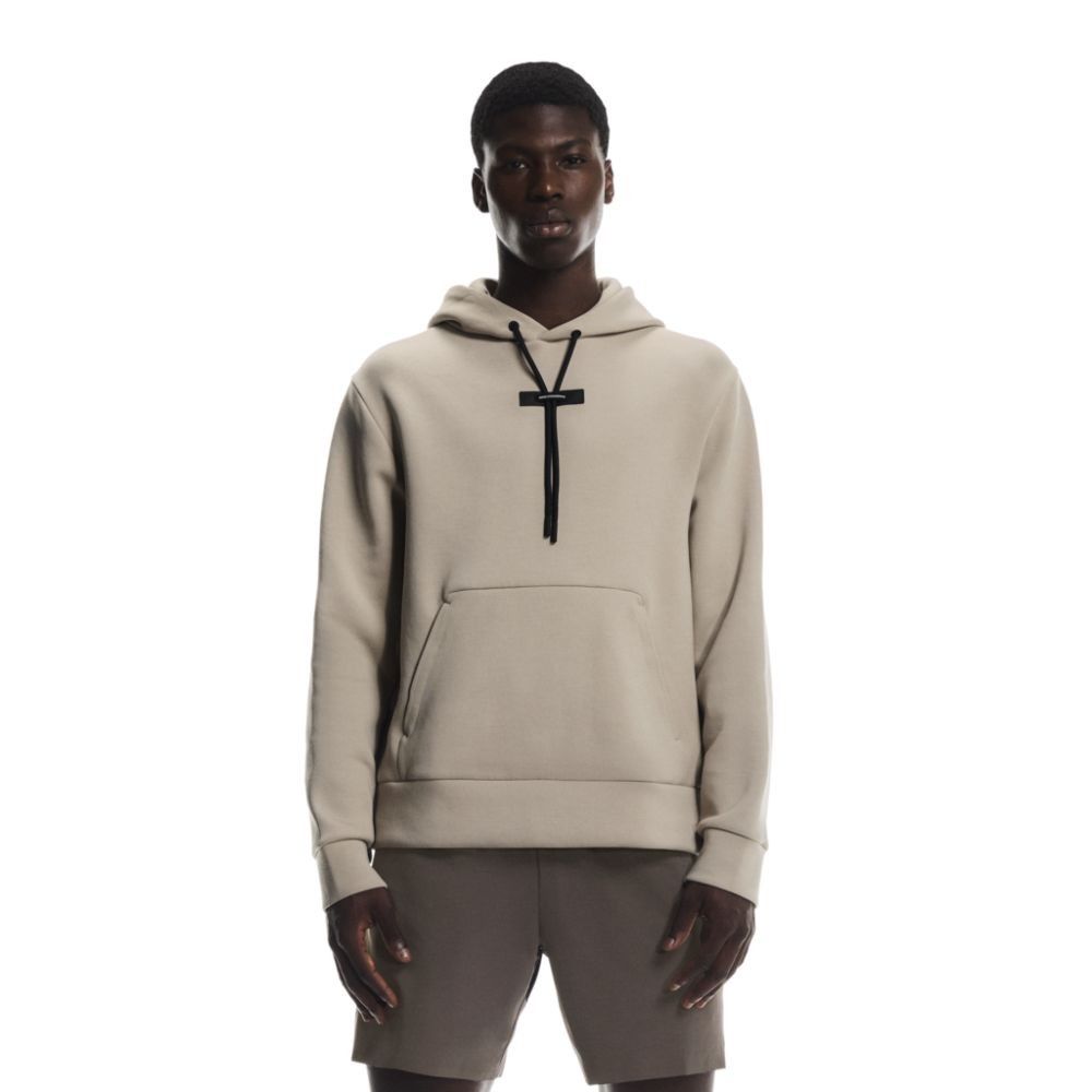//cdn.vnda.com.br/velocita/2026/08/25/10_32_46_506_create-20small-20png-1mf30290603-focus_tech_hoodie-fw25-desert-m-1x1-tr-plp-10089470.jpg?v=1787664781