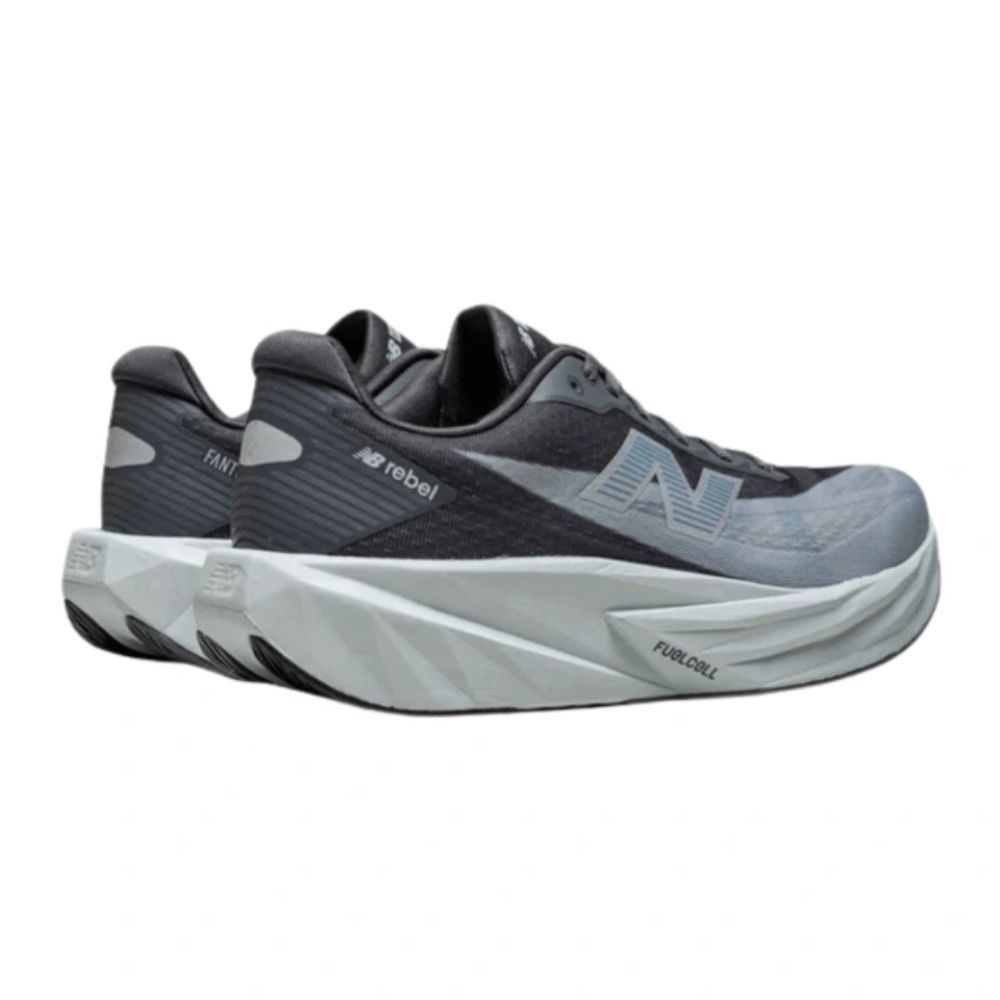 Tênis New Balance FuelCell Rebel V5 Masculino