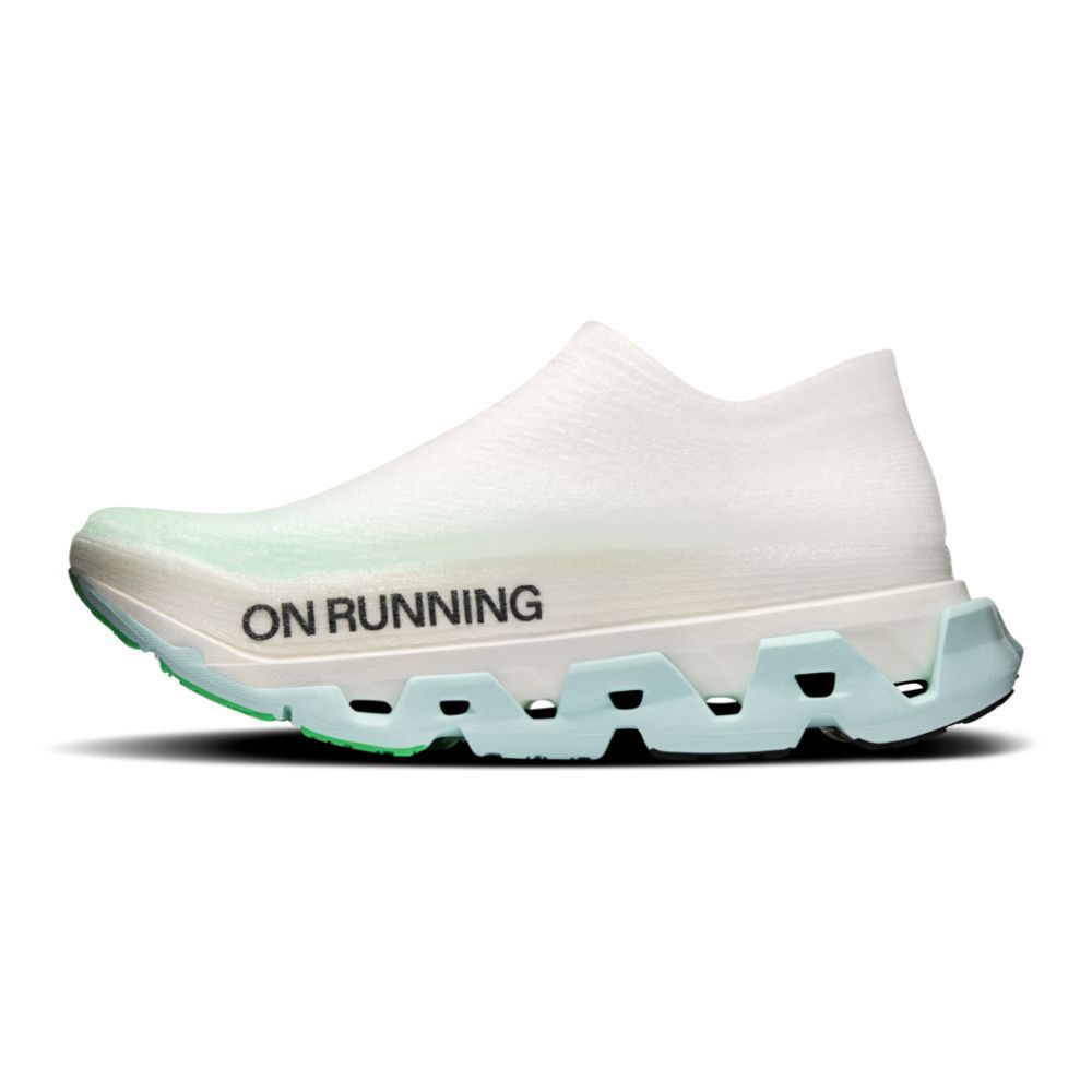 Tênis On Running Cloudmonster 3 Hyper LS Feminino
