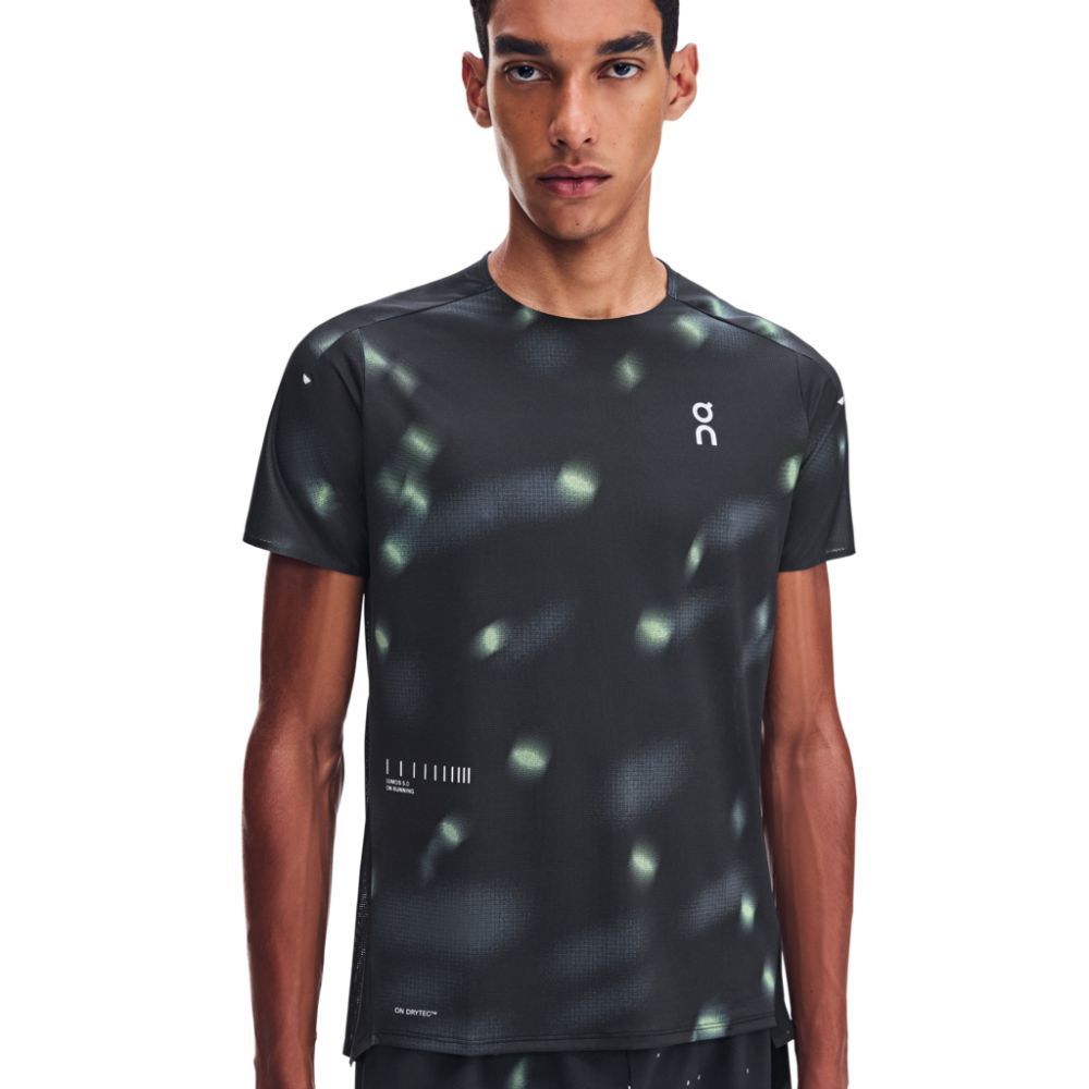 //cdn.vnda.com.br/velocita/2026/10/01/11_18_06_586_create-20small-20png-1mg30880553-performance_t_lumos-fw26-black-m-4x5-tr-g7-11104060.jpg?v=1790864304