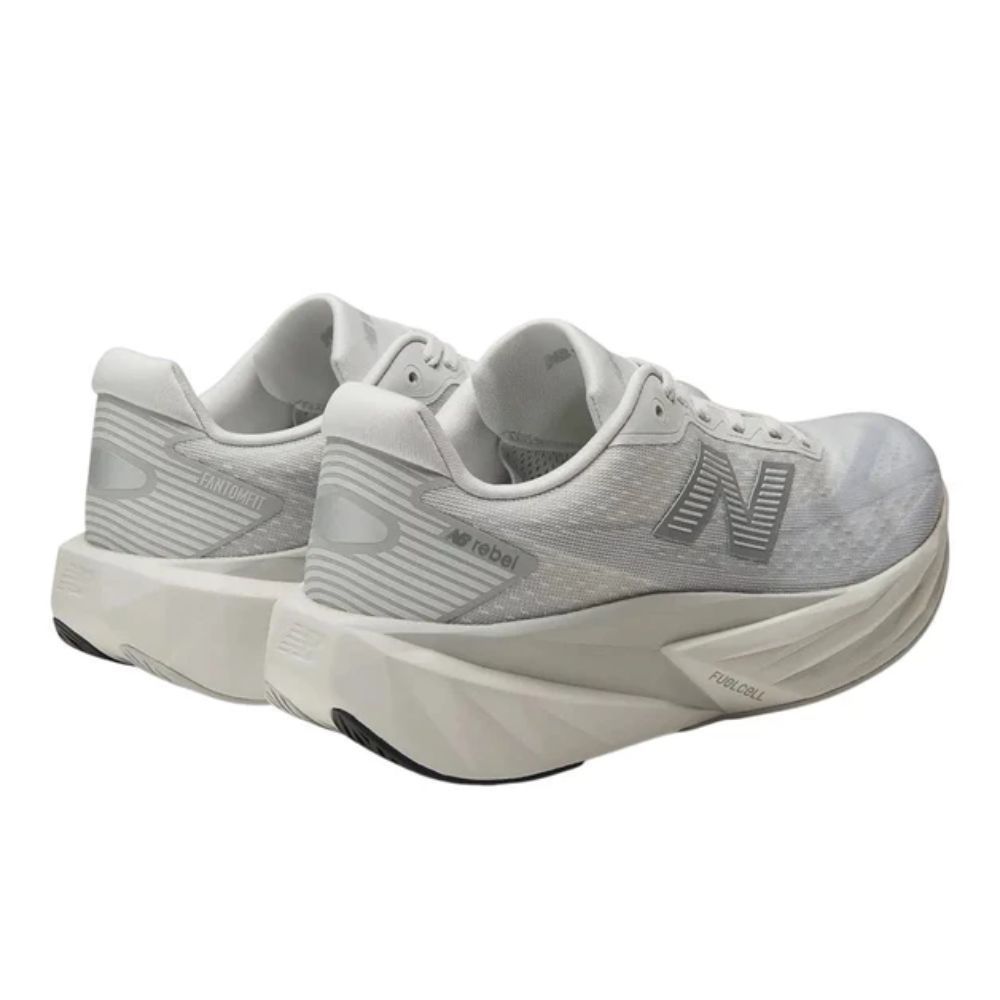 Tênis New Balance FuelCell Rebel V5 Masculino
