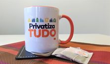 Caneca Privatiza Tudo