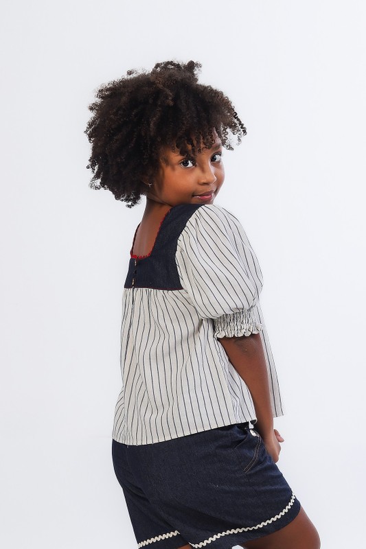 Blusa Infantil Menina Estampa Risca de Giz