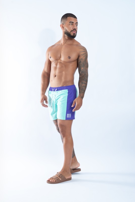 short praia tuca azul e roxo