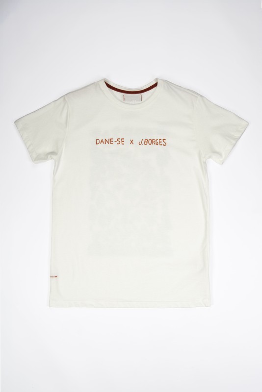 camiseta d! x J.Borges p&b