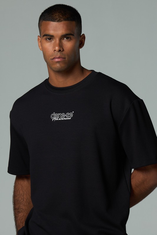 camiseta regular arara cerrado preto