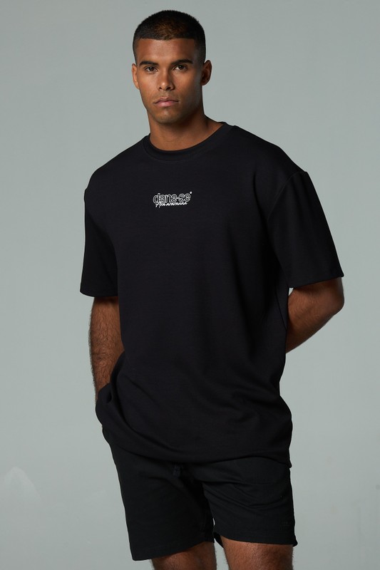 camiseta regular arara cerrado preto