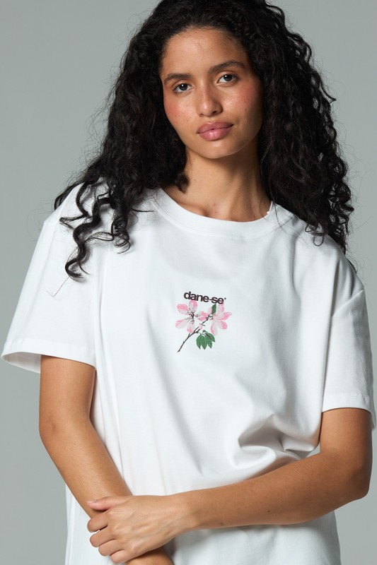 camiseta regular flor de paineira cerrado off