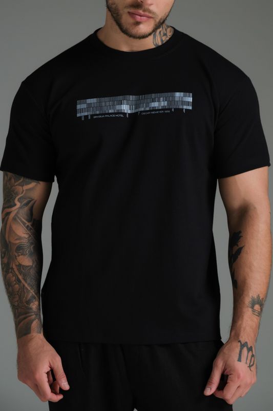 camiseta regular planta baixa preto