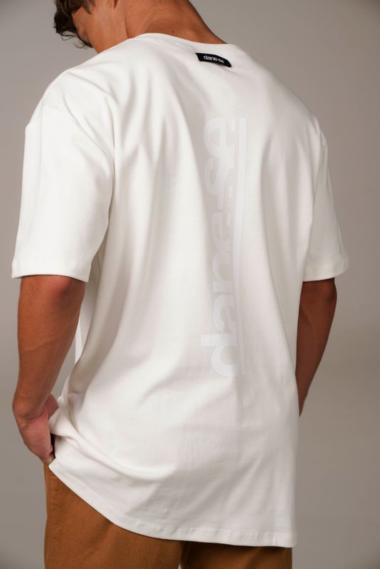 camiseta regular dane-se vertical off