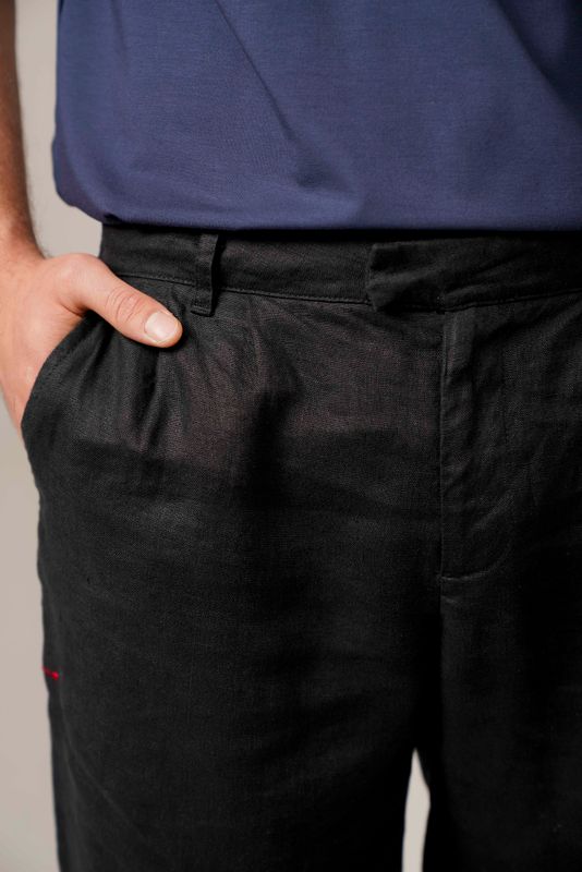 calça alfaiataria puro linho preto