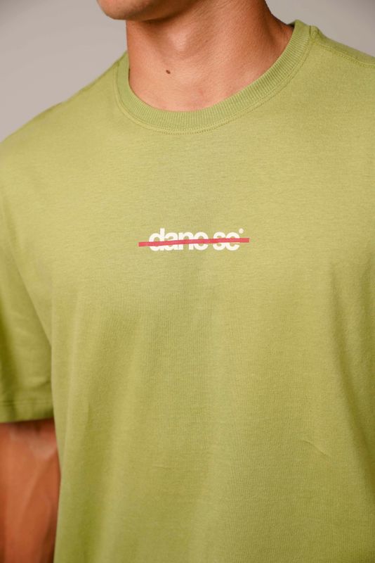 camiseta dane-se traço musgo
