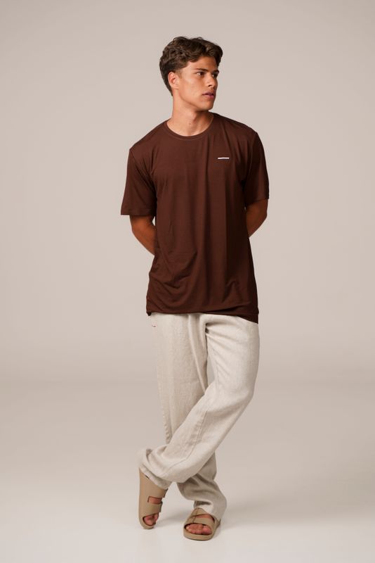 camiseta comfy mini traço marrom