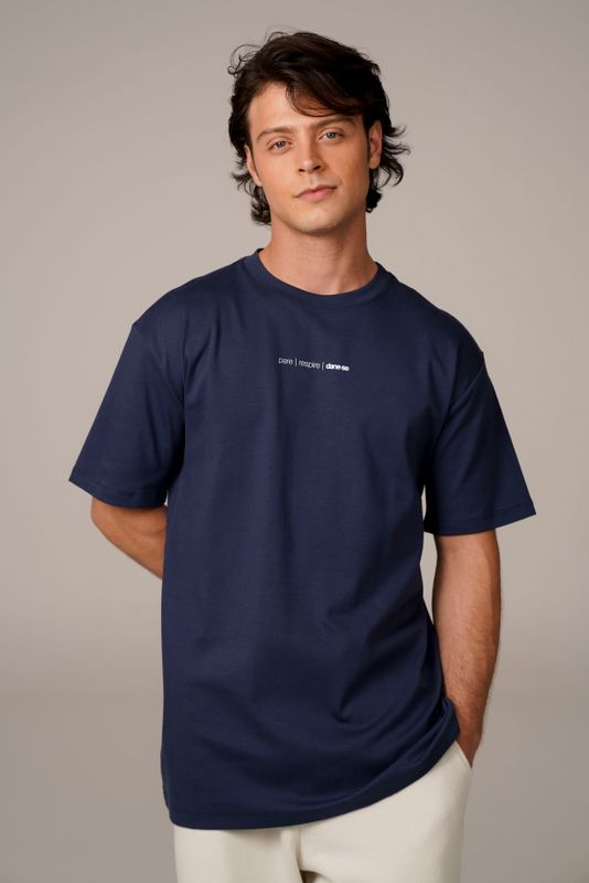camiseta regular pare respire marinho
