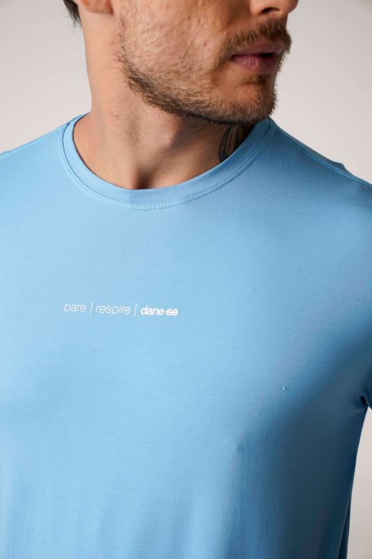 camiseta comfy pare respire azul bebe
